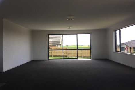 Photo of property in 4 Jack Rise, Grandview Heights, Hamilton, 3200