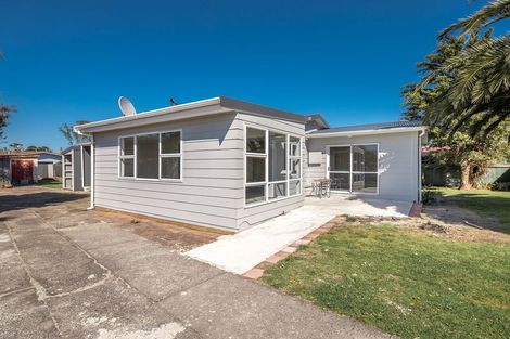 Photo of property in 2 Shelswell Street, Westport, 7825