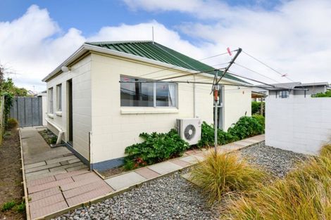 Photo of property in 2/73 Harewood Road, Papanui, Christchurch, 8053