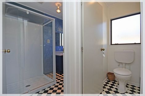 Photo of property in 3a Dale Road, Raumati South, Paraparaumu, 5032