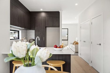 Photo of property in 4/17 Samuel Marsden Place, Whenuapai, 0618