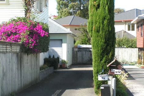 Photo of property in 2/7 Seine Road, Forrest Hill, Auckland, 0620
