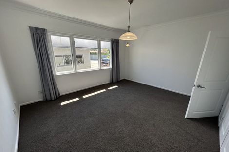 Photo of property in 17 Anzac Avenue, Onekawa, Napier, 4110