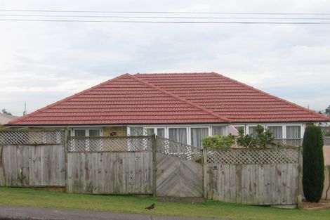 Photo of property in 2/5 Duke Street, Papakura, 2110