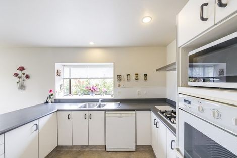 Photo of property in 8 Colorado Crescent, Milson, Palmerston North, 4414