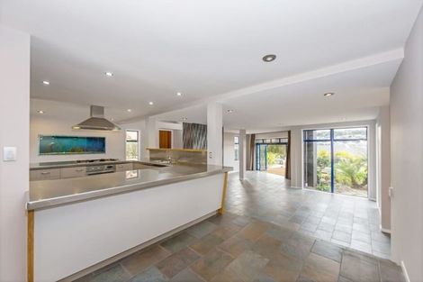 Photo of property in 26 Javelin Close, Gulf Harbour, Whangaparaoa, 0930