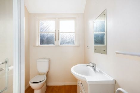 Photo of property in 277 Riverside Drive, Waterloo, Lower Hutt, 5011