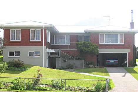 Photo of property in 4 Ingram Street, Papakura, 2110