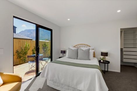 Photo of property in 21 Waterfowl Road, Jacks Point, Queenstown, 9371