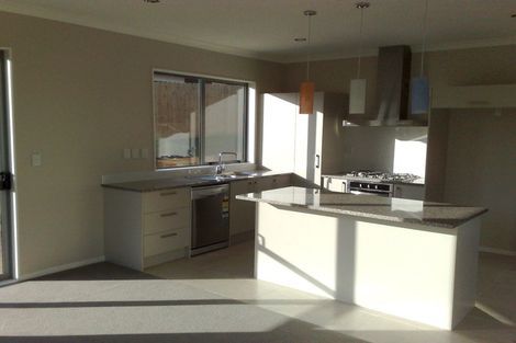 Photo of property in 76 Westgate Drive, Massey, Auckland, 0614