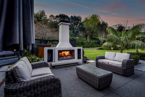 Photo of property in 371b Mangorei Road, Merrilands, New Plymouth, 4312