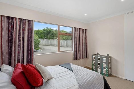 Photo of property in 25 Kanawa Street, Waikanae, 5036