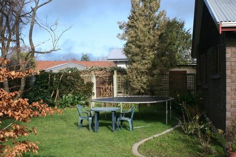 Photo of property in 33 Erin Crescent, Mairehau, Christchurch, 8013