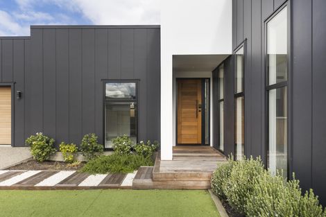 Photo of property in 12 Roy Street, Palmerston North, 4410
