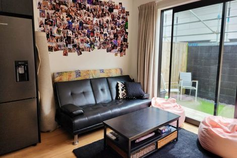 Photo of property in 52u2 May Street, Hamilton East, Hamilton, 3216