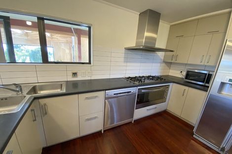 Photo of property in 20 Staysail Place, Whitby, Porirua, 5024