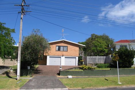 Photo of property in 65 Eskdale Road, Birkdale, Auckland, 0626