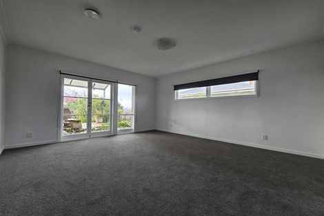 Photo of property in 6 Boundary Road, Opaheke, Papakura, 2113