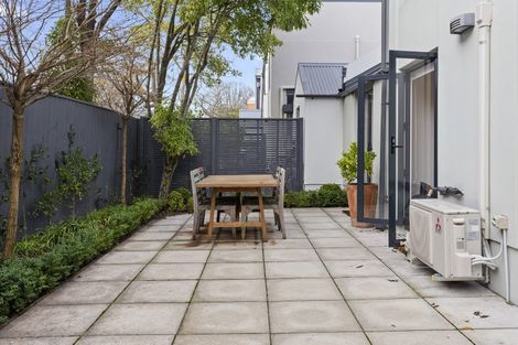 Photo of property in 2/388 Montreal Street, Christchurch Central, Christchurch, 8013