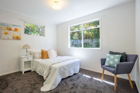 Photo of property in 67 Ayton Drive, Totara Vale, Auckland, 0629