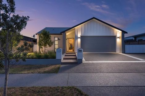 Photo of property in 17 Awatira Drive, Papamoa Beach, Papamoa, 3118