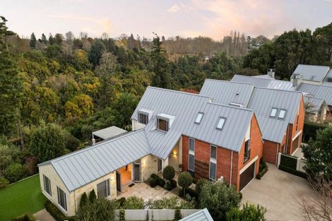 Photo of property in 4 Le Quesnoy Place, Cambridge, 3434