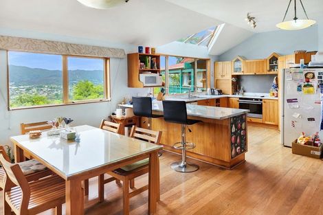 Photo of property in 31 Gurney Road, Kelson, Lower Hutt, 5010