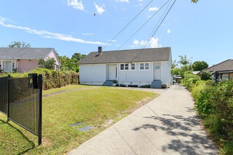 Photo of property in 11 Hill Crescent, New Lynn, Auckland, 0600