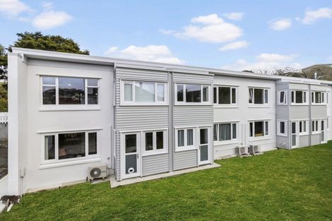 Photo of property in 18u3 Agra Crescent, Khandallah, Wellington, 6035