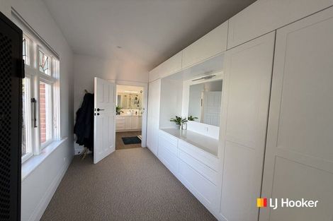 Photo of property in 104 Forbury Road, Saint Clair, Dunedin, 9012