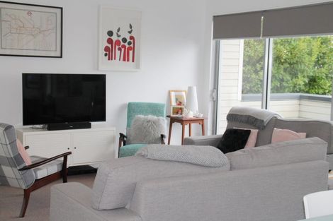 Photo of property in 24c Mandalay Terrace, Khandallah, Wellington, 6035