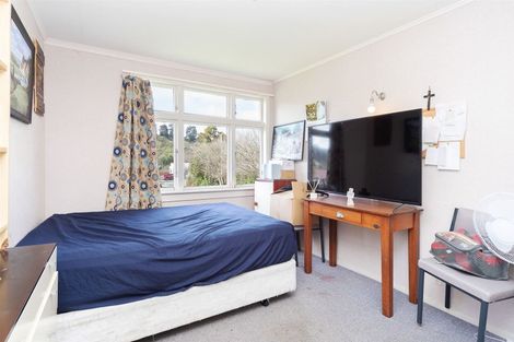 Photo of property in 21 Ongo Road, Hunterville, 4730