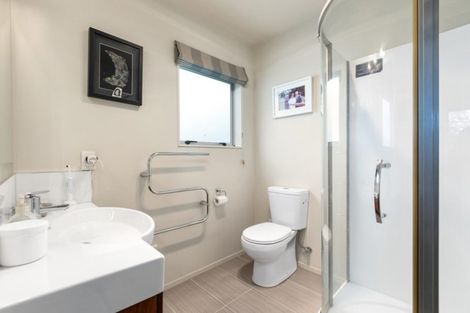 Photo of property in 17b Valley Road, Mount Maunganui, 3116
