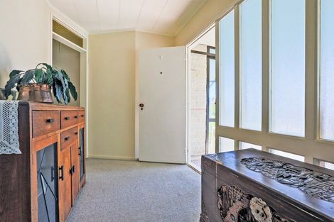 Photo of property in 23 Avondale Road, Taradale, Napier, 4112