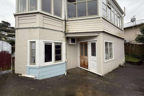 Photo of property in 30 Childers Terrace, Kilbirnie, Wellington, 6022