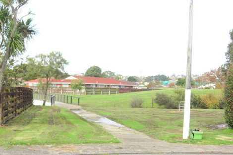 Photo of property in 23 Mandarin Place, Half Moon Bay, Auckland, 2012