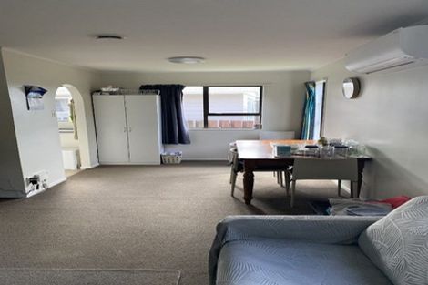 Photo of property in 10 Westra View, Tawa, Wellington, 5028