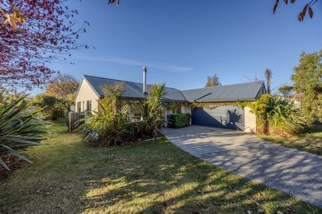 Photo of property in 52 Meadowstone Drive, Wanaka, 9305
