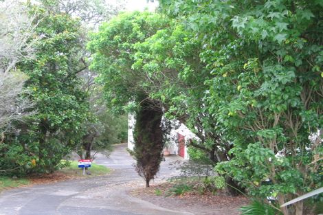Photo of property in 1/348 Glenfield Road, Glenfield, Auckland, 0629