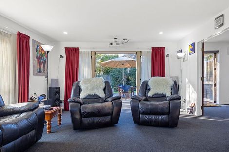 Photo of property in 19 Springs Road, Hornby, Christchurch, 8042