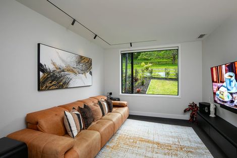 Photo of property in 351 Upper Harbour Drive, Greenhithe, Auckland, 0632