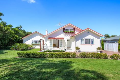 Photo of property in 6 Parker Avenue, New Lynn, Auckland, 0600