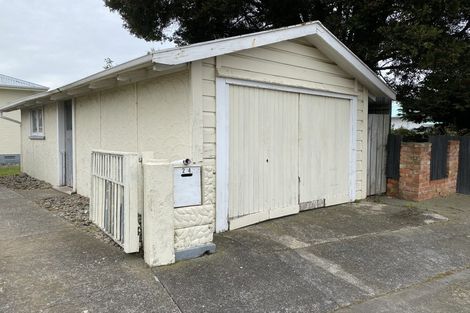 Photo of property in 24 Turuturu Road, Hawera, 4610