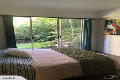 Photo of property in 83 Tirohanga Road, Tirohanga, Lower Hutt, 5010