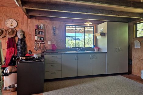 Photo of property in 1797 Colville Road, Amodeo Bay, Coromandel, 3584