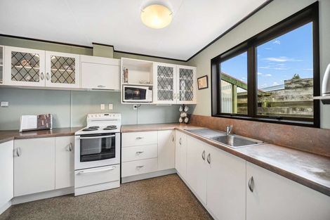 Photo of property in 30 Howden Street, Te Anau, 9600