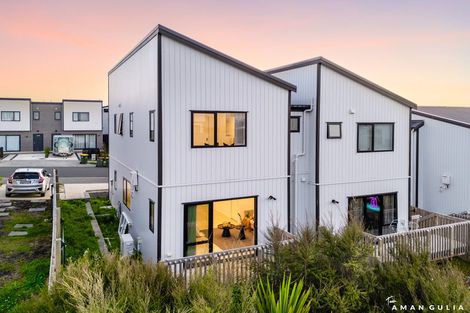 Photo of property in 37a Crestview Rise, Papakura, 2110