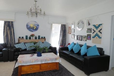 Photo of property in 111 Manuroa Road, Takanini, 2112