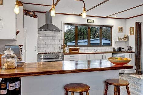 Photo of property in 12 Olivia Street, Stratford, 4332