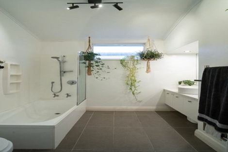 Photo of property in 75 Norton Road, Frankton, Hamilton, 3204